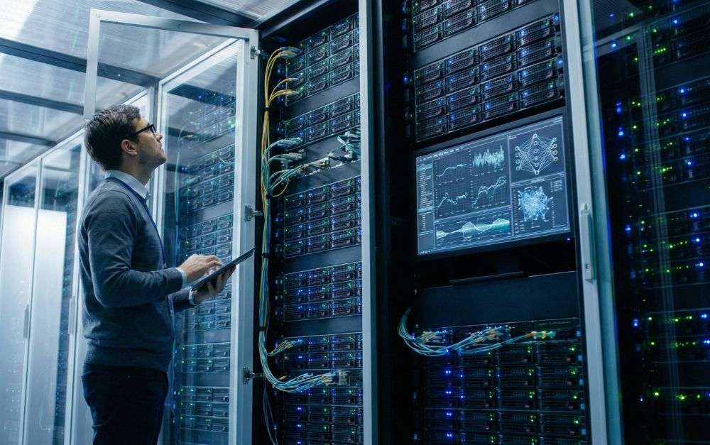 Das Gedächtnis der Maschine: Woher ChatGPT sein Wissen bezieht und wie es lernt