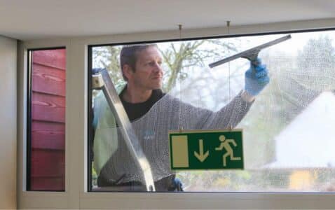 Glasklare Verhältnisse warum Clean & Easy in Berlin und Brandenburg für Kompromisslose Sauberkeit steht